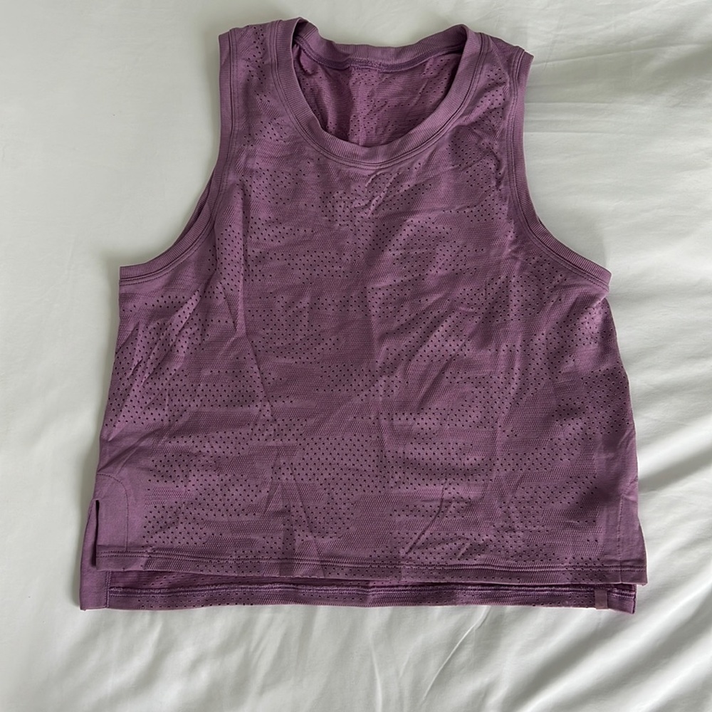 Lululemon crop tank